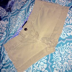 Women’s AE Khaki Shorts Sz.2